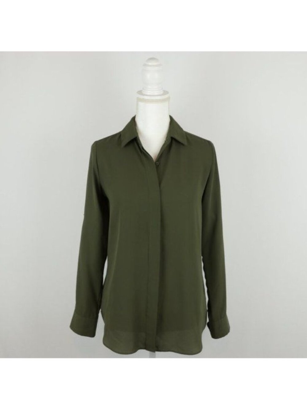Mossimo Women's Extra Small Green Crepe Roll Tab Long Sleeve Button Up Shirt